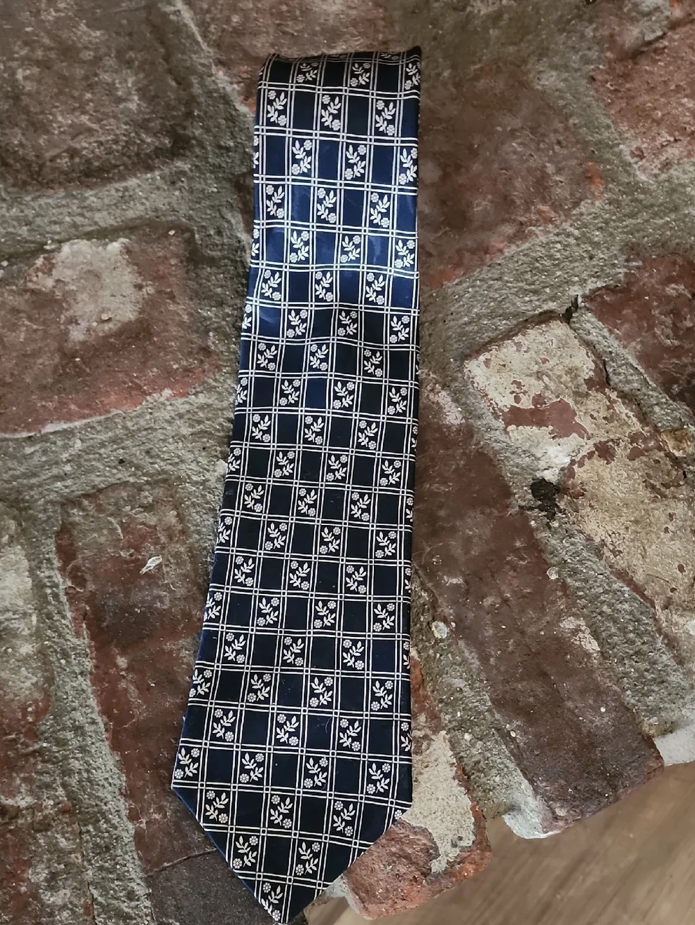Lanvin Paris Silk Tie Navy Blue White Floral Grid Designer Necktie Italy